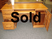 Flat-top-Computer-Desk